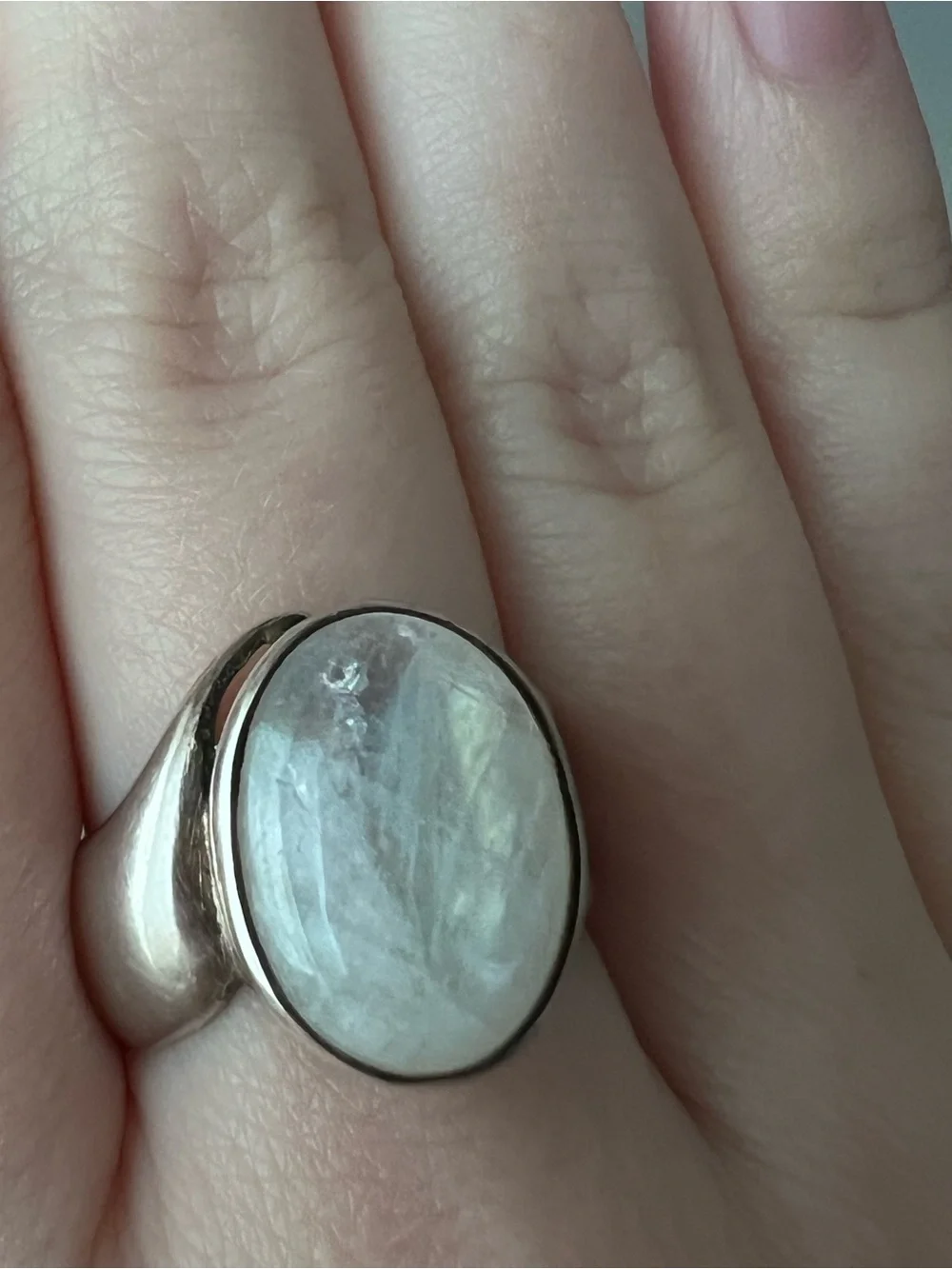 925 Sterling Silver Oval Rainbow Moonstone Ring with Leaf Vine Design Size 8.5